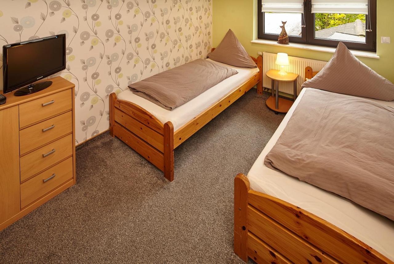 Gasthaus Mester Oedingen Bagian luar foto
